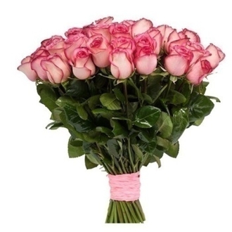 15 роз сорта «Карусель» оформляются в прозрачную упаковку и подвязывается красивой ленточкой.